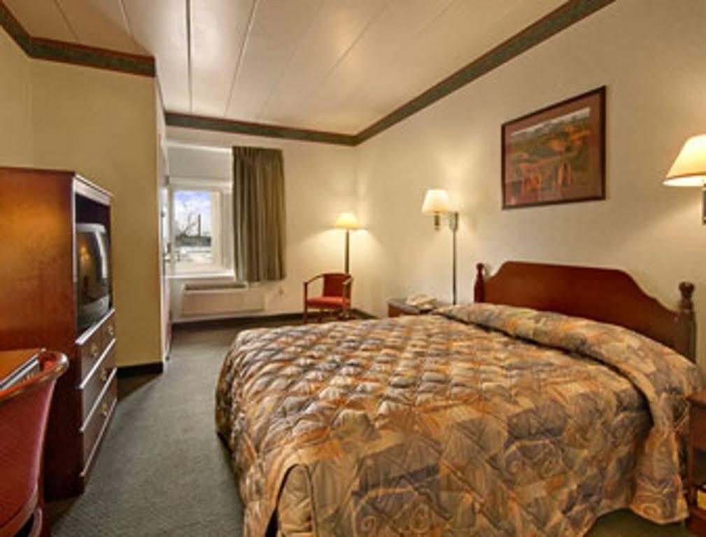 Econo Lodge Cranston - Providence Εξωτερικό φωτογραφία