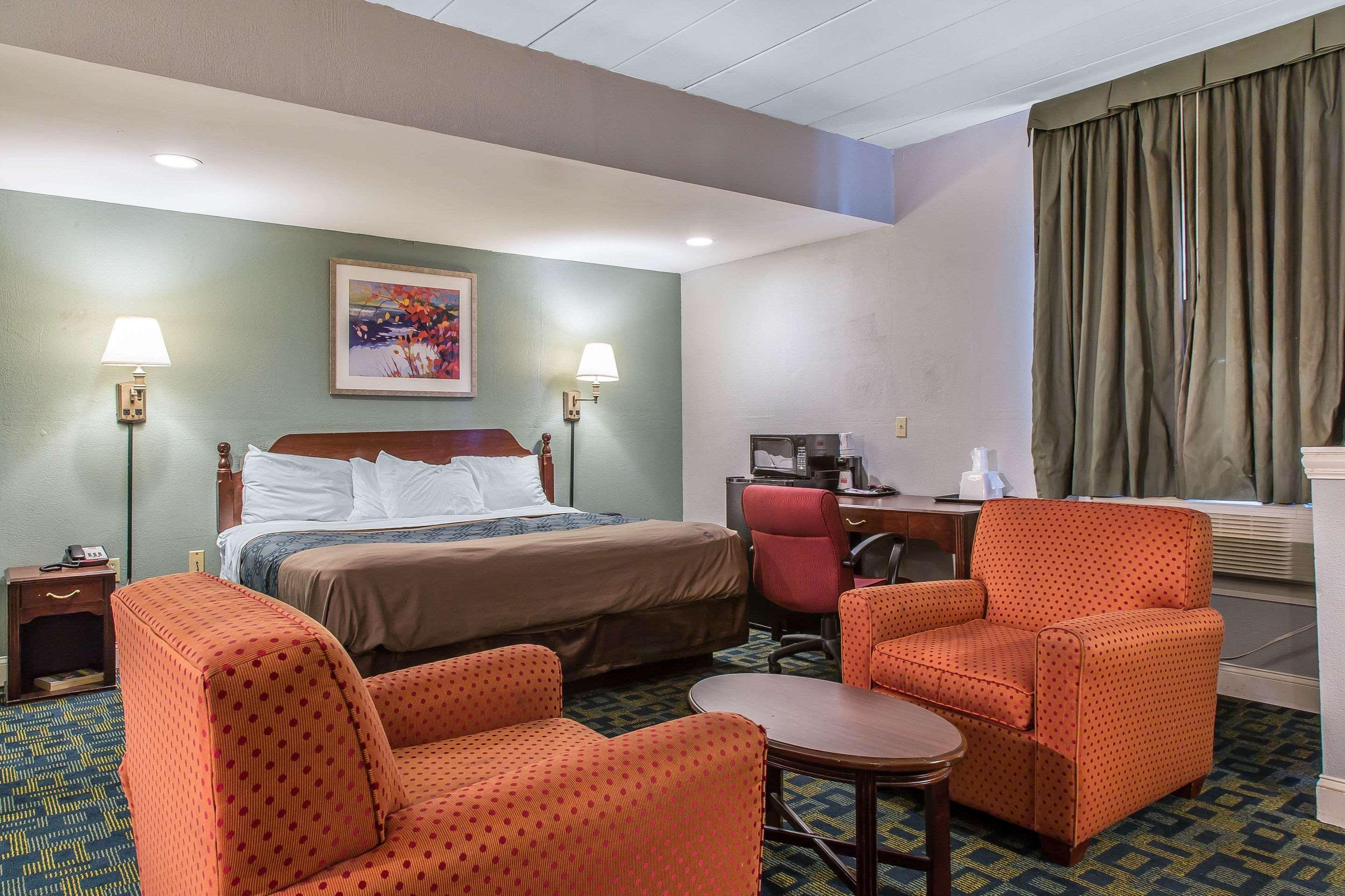 Econo Lodge Cranston - Providence Εξωτερικό φωτογραφία