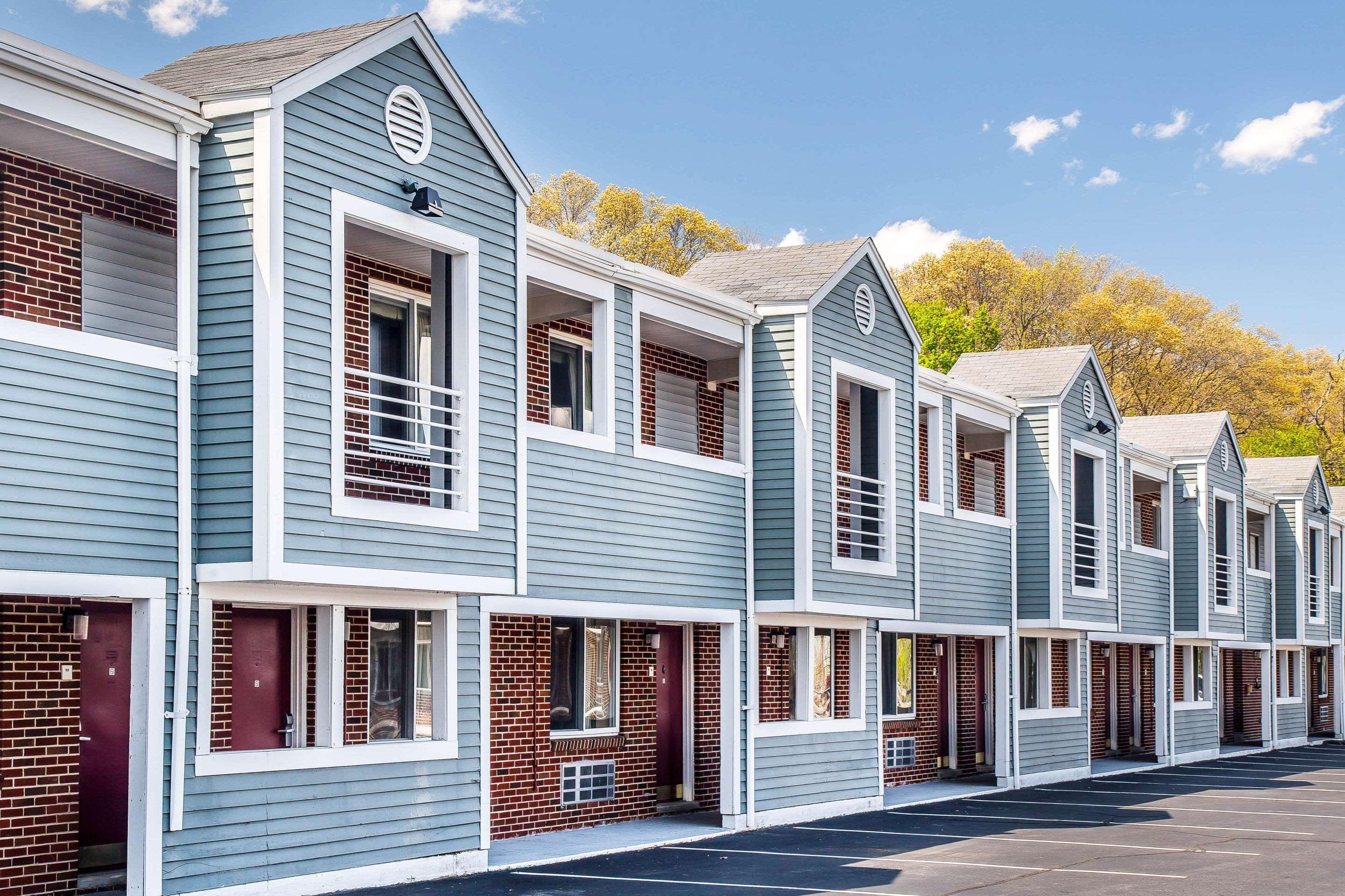 Econo Lodge Cranston - Providence Εξωτερικό φωτογραφία